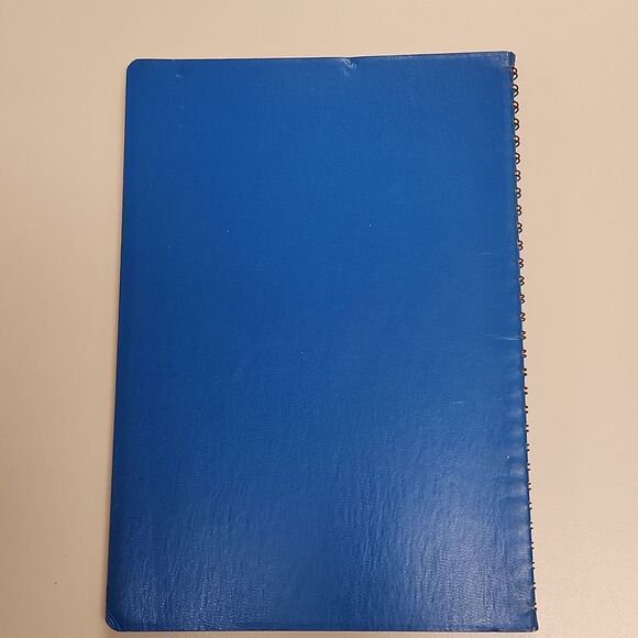 Paramahansa Yogananda Cosmic Chants Book 1974 - Picture 2 of 11